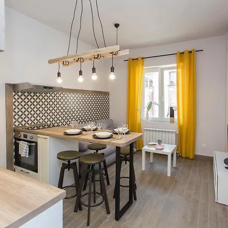 Apartmán Sunny And Modern 1bdr In The Center Sofie