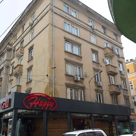 Sunny And Modern 1bdr In The Center Szófia