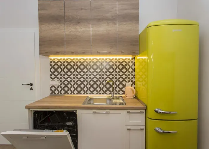 Sunny And Modern 1bdr In The Center * Sofía