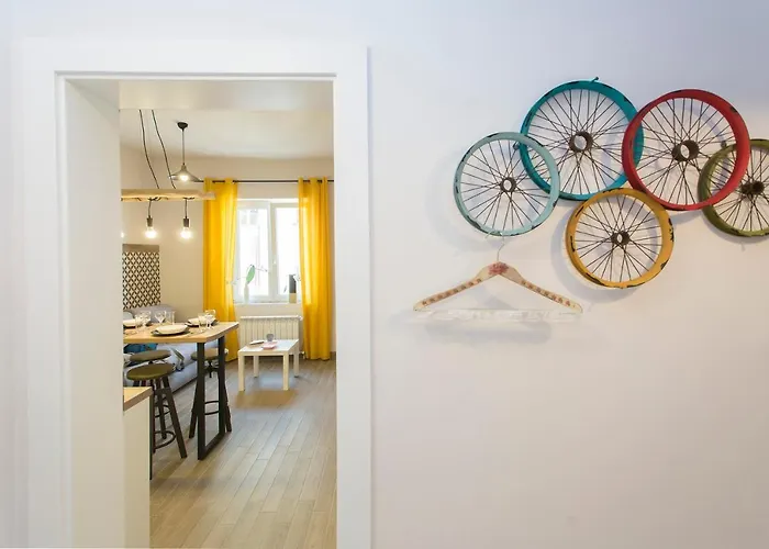 Sunny And Modern 1bdr In The Center *